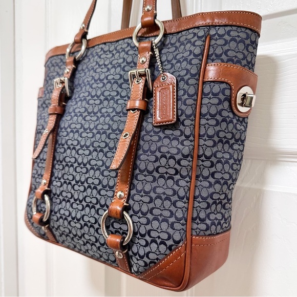 Coach Gallery Vintage Tote in Mini Signature Jacquard with Brown Leather Trim - Picture 4 of 13